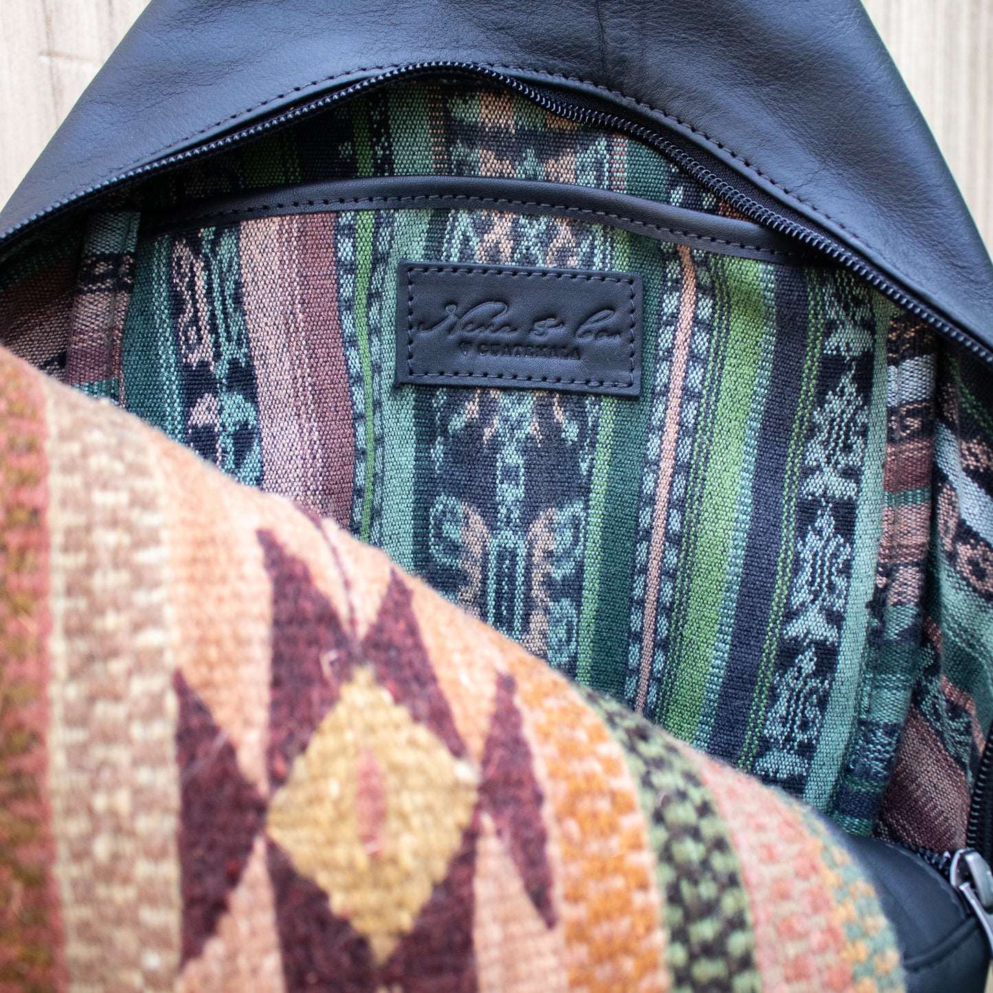 CROSSBODY SLING 2.0 - LARGE - MEXICO TEXTILE - BLACK - NO. 18833