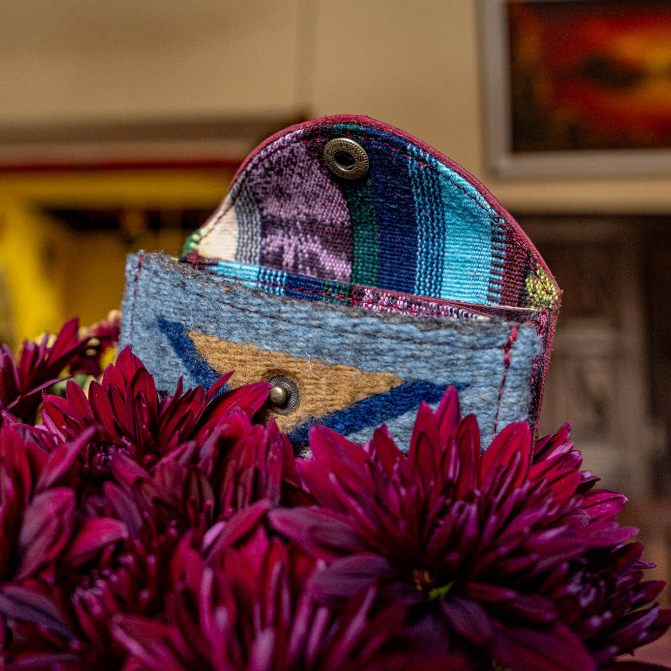 CARD CASE WITH CLASP - MEXICO TEXTILE - VINO TINTO - NO. 15855