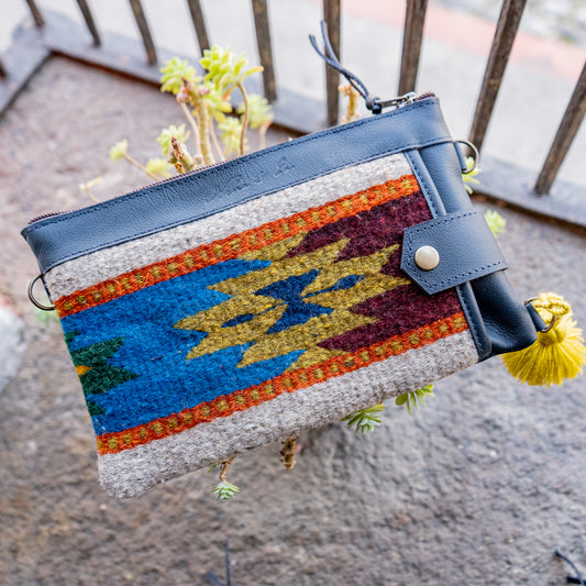 EVERYTHING CLUTCH - MEXICO TEXTILE - OXFORD BLUE - NO. 15836