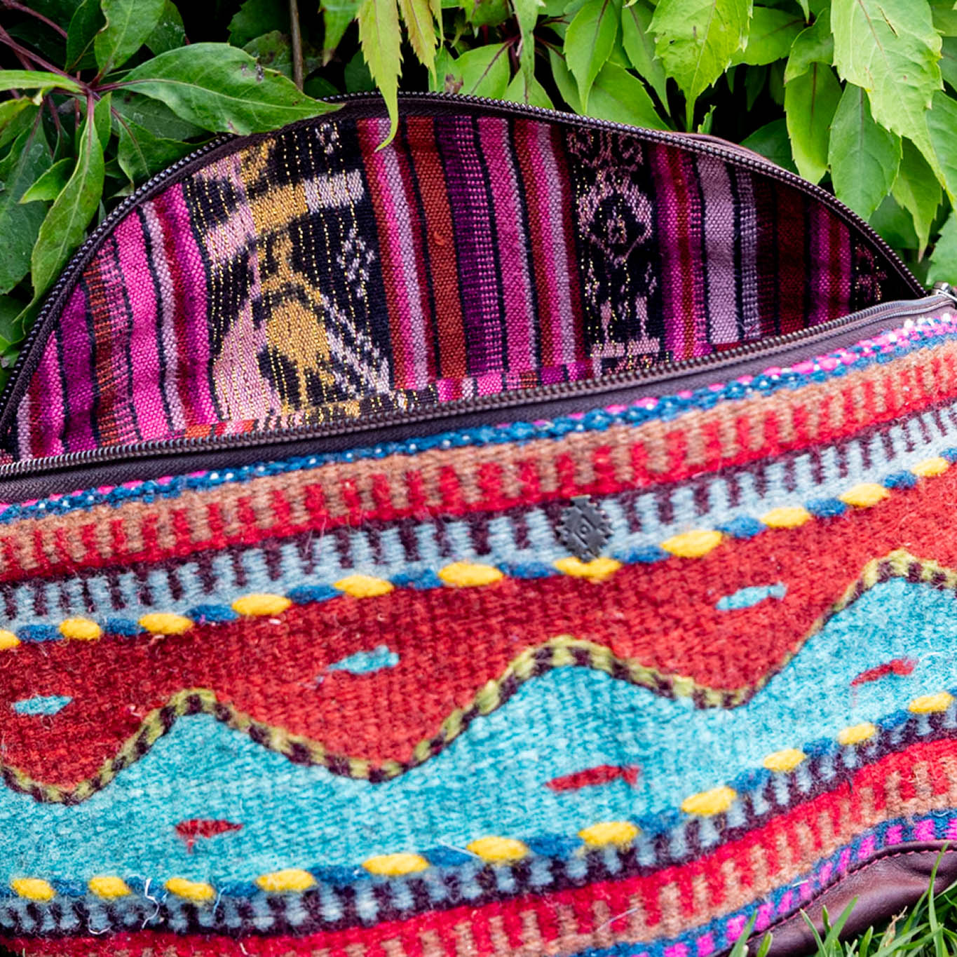 MANNY PACK - MEXICO TEXTILE - VINO TINTO - NO. 15783