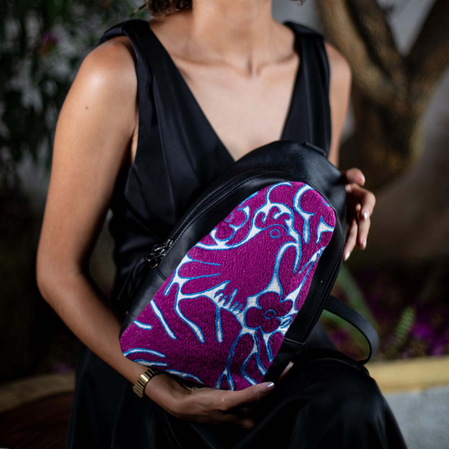 CROSSBODY SLING 2.0 - OTOMÍ TEXTILE - BLACK - NO. 18197