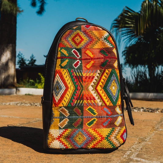 2.0 CROSSBODY SLING - H&S WHEAT - BLACK - NO. 15389