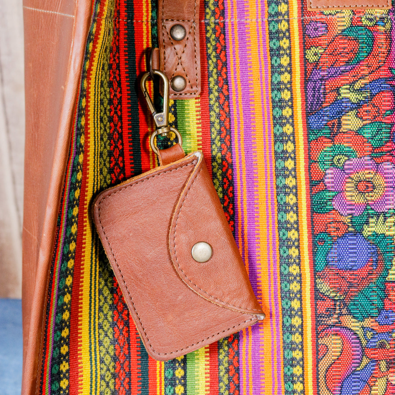 THE PERFECT TRAVEL TOTE - CORTE - CAFE - NO. 16370