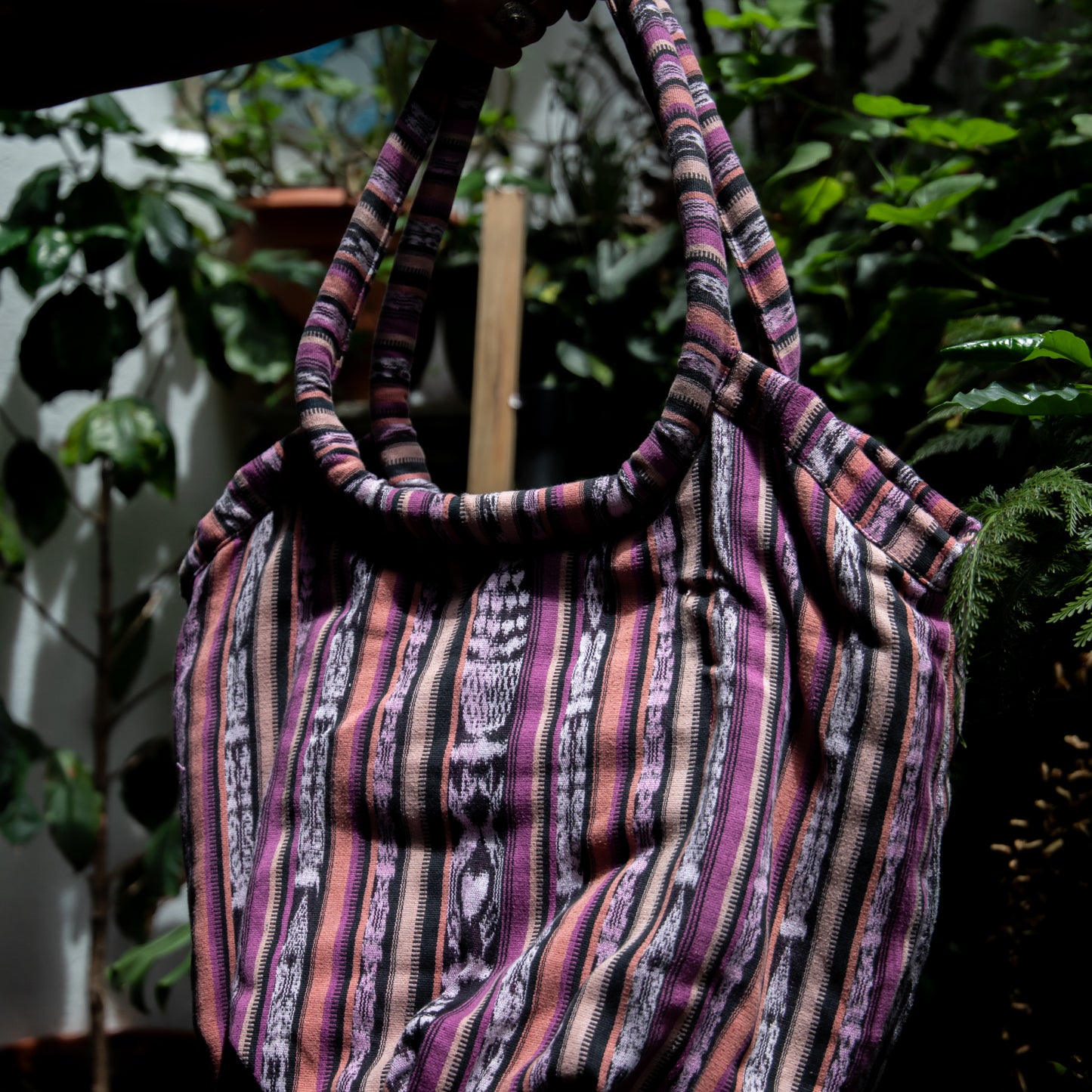 MEDIUM VOYAGER BAG - CORTE - NO. 18317