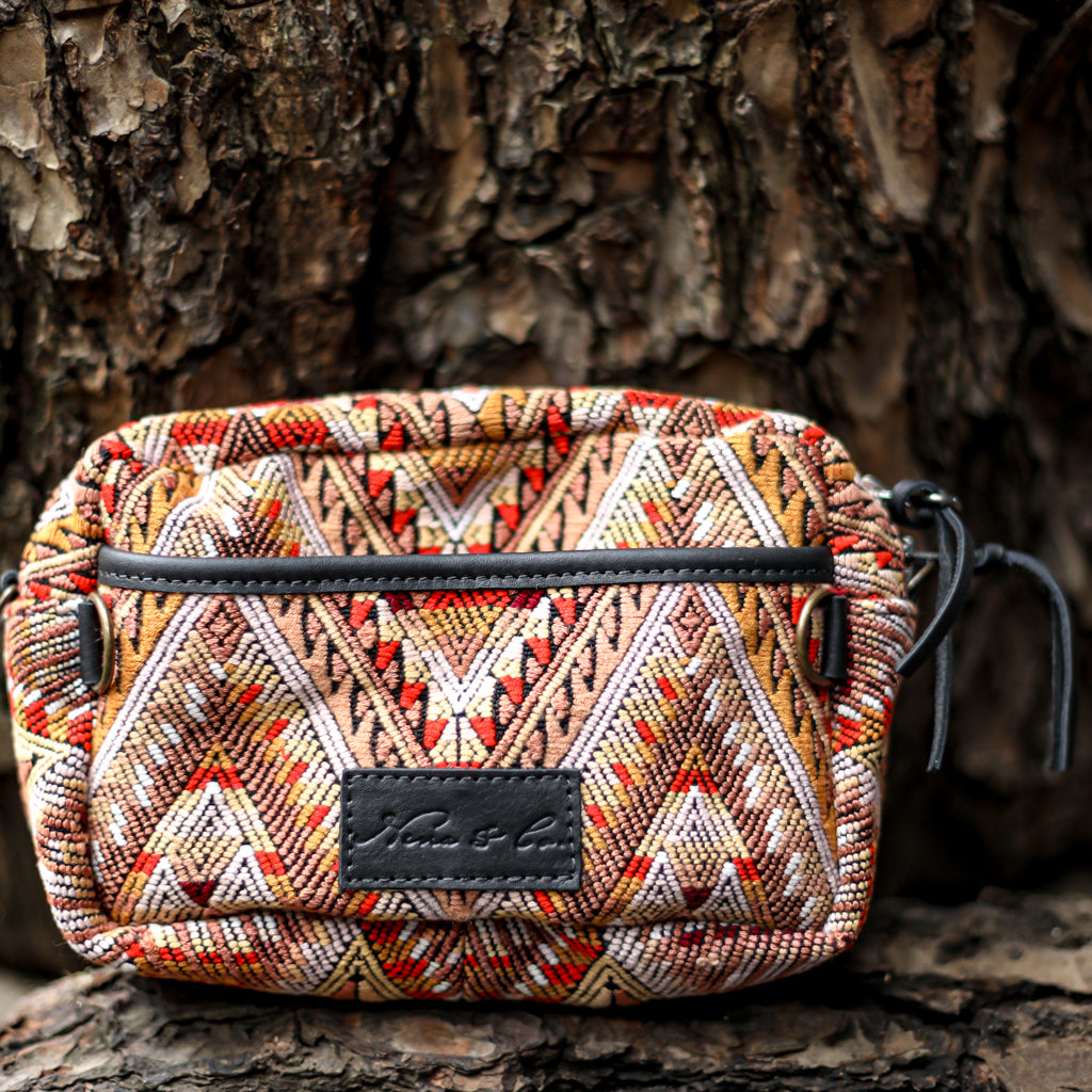 WANDER BAG - OOAK HUIPIL - BLACK - NO. 18524