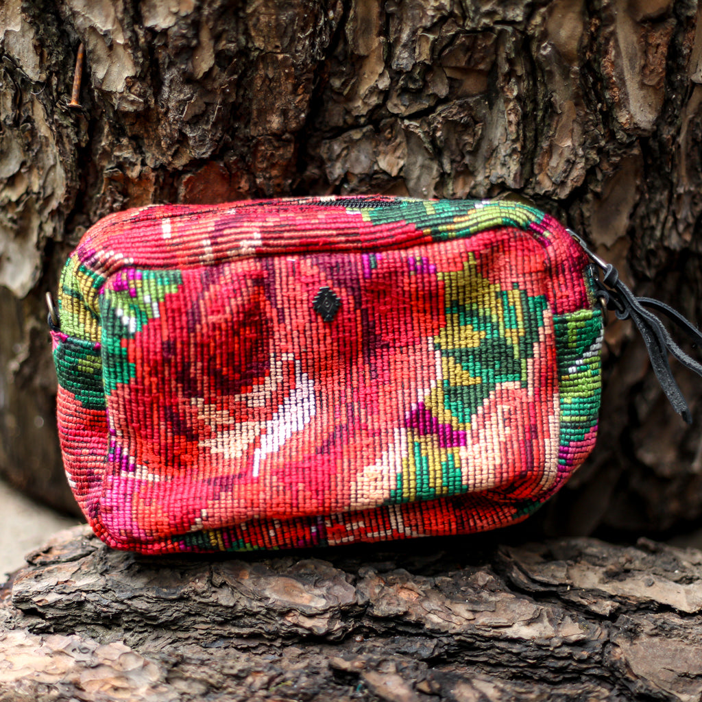 WANDER BAG - OOAK HUIPIL - BLACK - NO. 18528