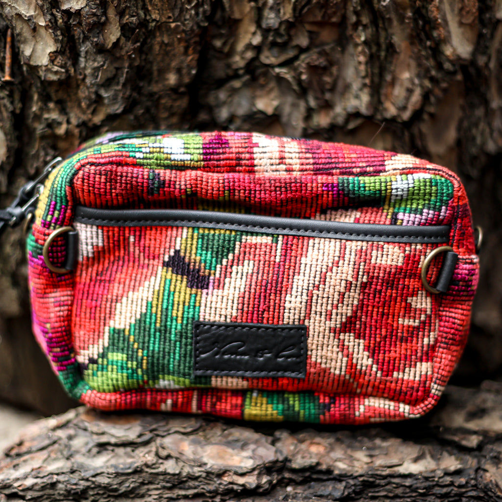 WANDER BAG - OOAK HUIPIL - BLACK - NO. 18528