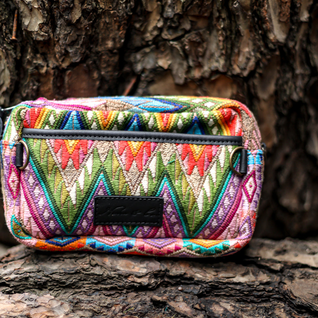 WANDER BAG - OOAK HUIPIL - BLACK - NO. 18526