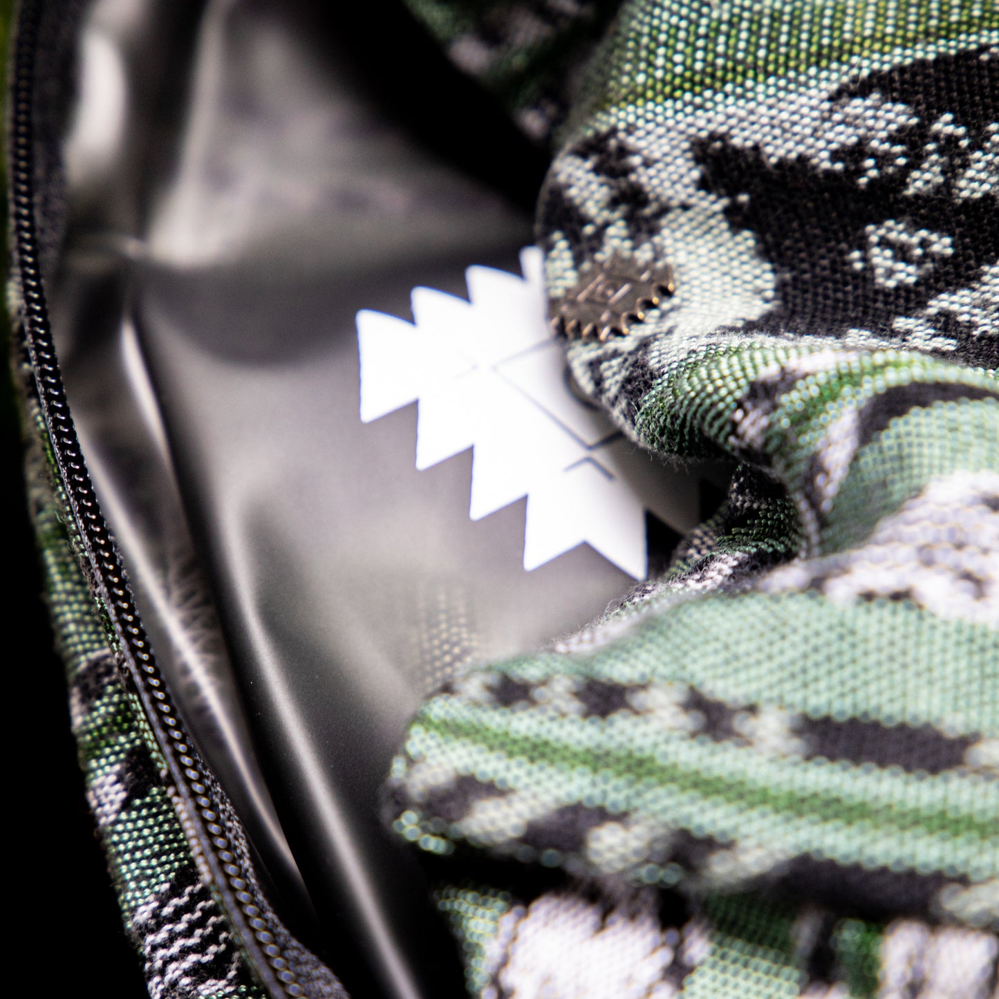 SMALL WET BAG - CORTE - NO. 18075