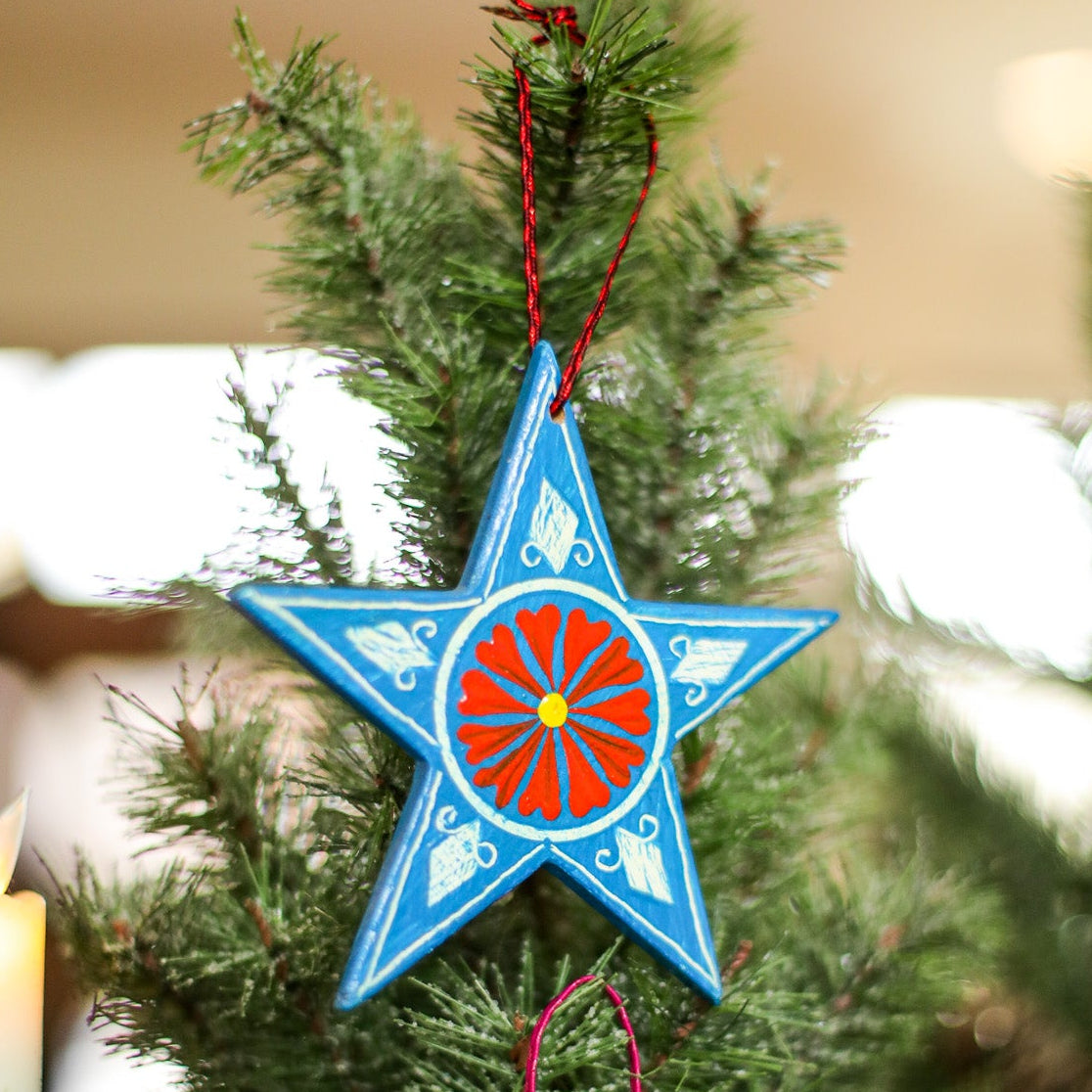 WOODEN STAR ORNAMENT - SMALL