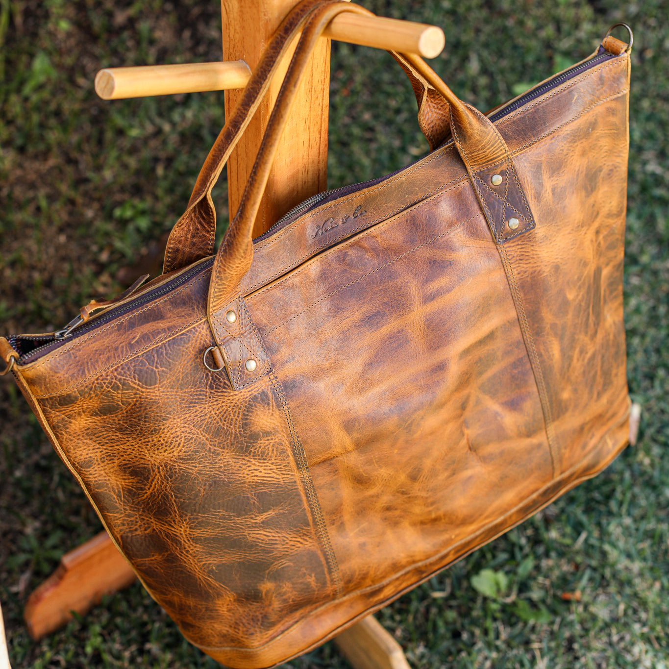 UPDATED PERFECT WEEKENDER - FULL LEATHER - WRANGLER