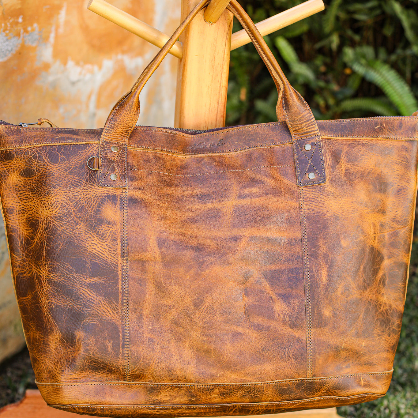 UPDATED PERFECT WEEKENDER - FULL LEATHER - WRANGLER