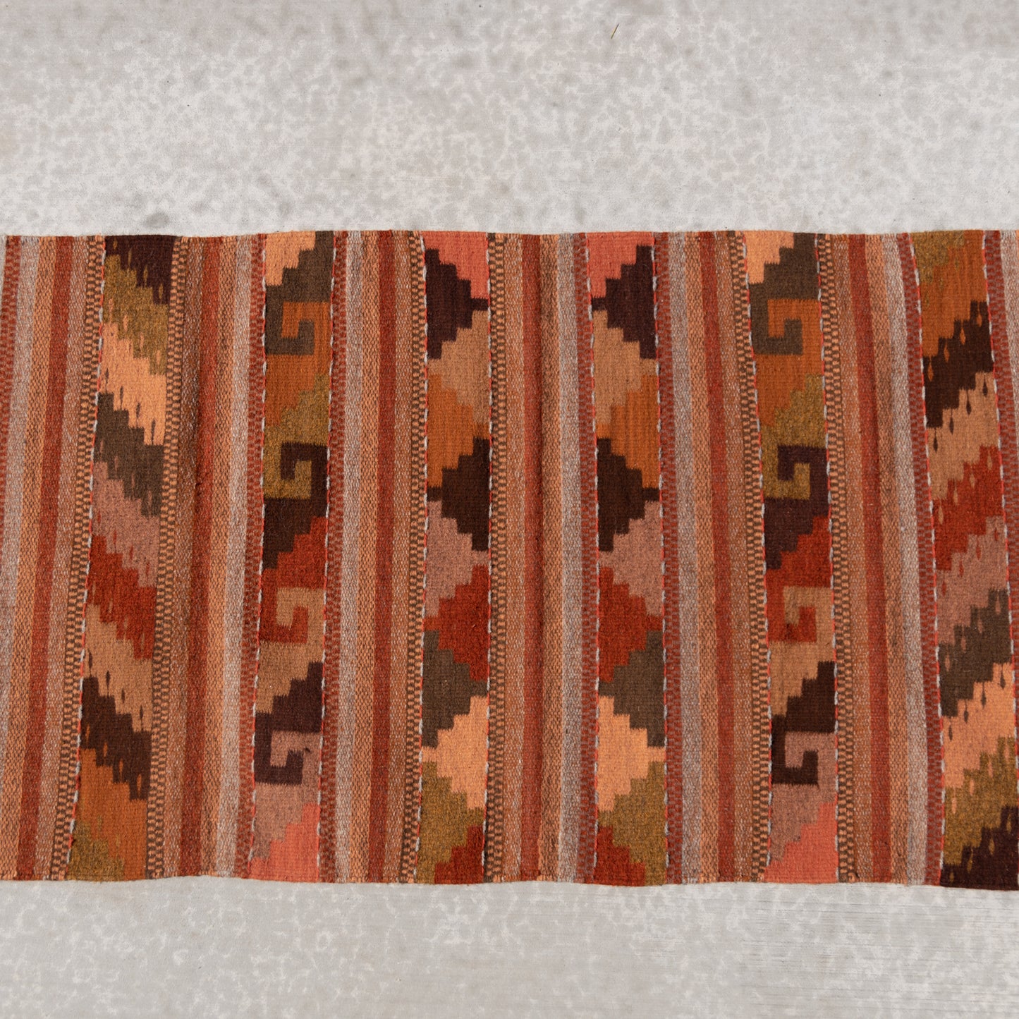 MEXICO COLLECTION - ZAPOTEC HAND-LOOMED WOOL RUG - 3 x 5' - NO. R307