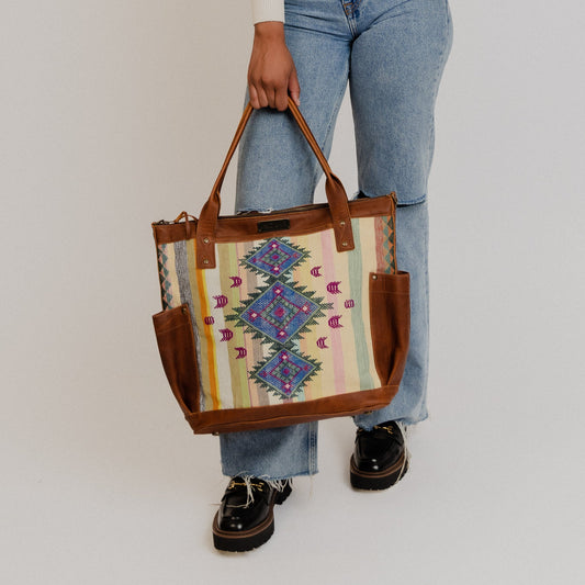 HERITAGE & SOCIETY WOMANHOOD - THE PERFECT BAG FULL - LA PLAYA - CAFE LEATHER