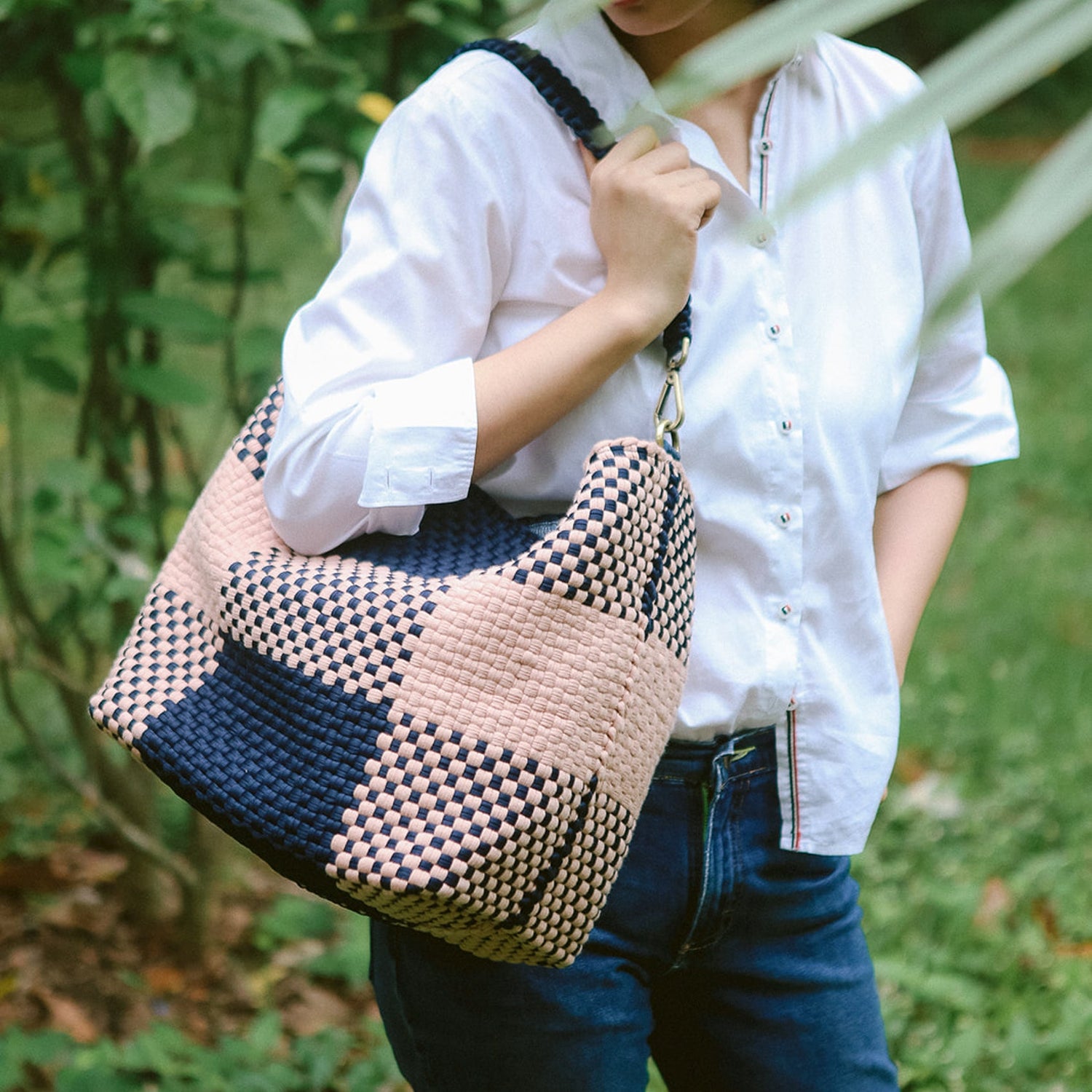 Bag sewing pattern: the Swan Hobo (English version)